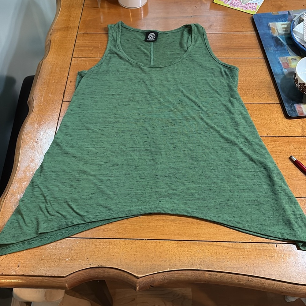 BOBEAU Sleeveless Top, Medium, Green - Picture 7 of 7